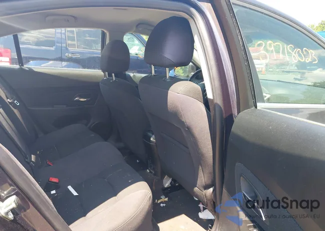 1G1PC5SB2E7298429: 39718023