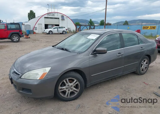 1HGCM56736A151728: 39720261