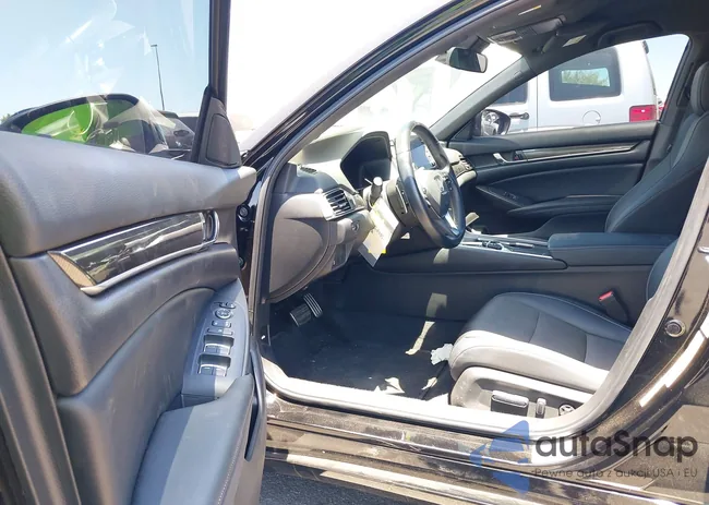 1HGCV3F24NA044045: 39721162