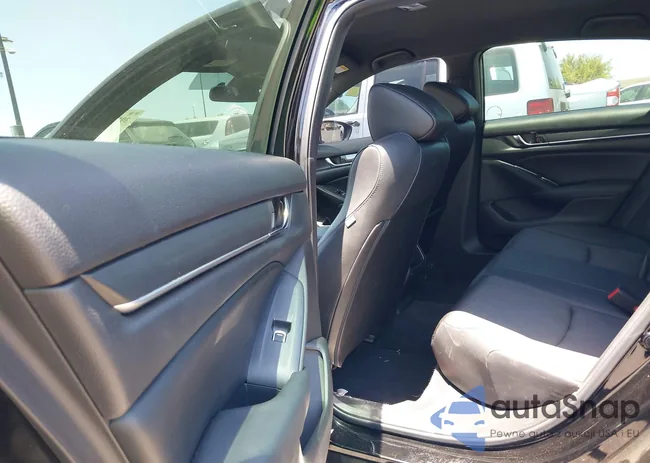 1HGCV3F24NA044045: 39721162