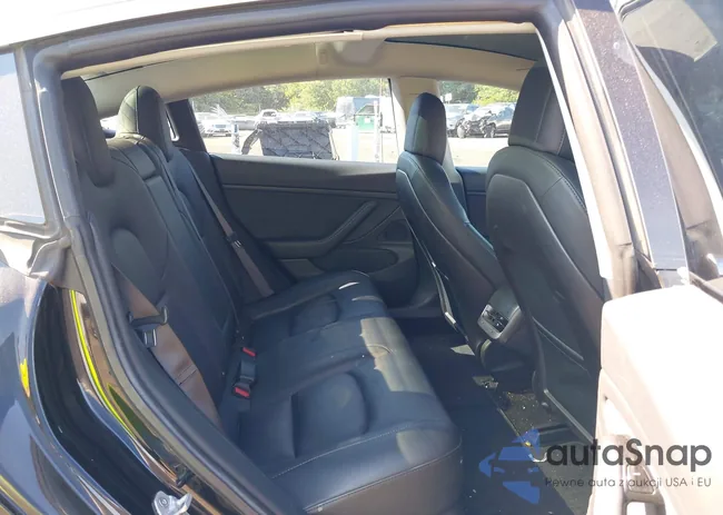 5YJ3E1EB7JF118743: 39721168