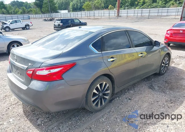 1N4AL3AP1GC159858: 39728211