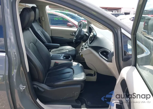 2C4RC1BG3NR128664: 39731003