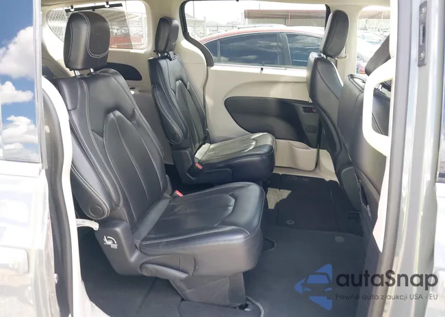 2C4RC1BG3NR128664: 39731003