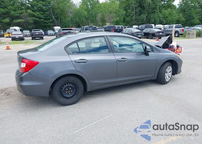 2HGFB2F50CH558046: 39732253