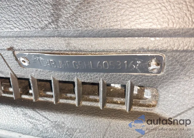 1C4BJWFG5HL605316: 39732580