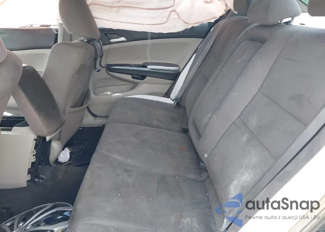 1HGCP2F46BA041522: 39737912