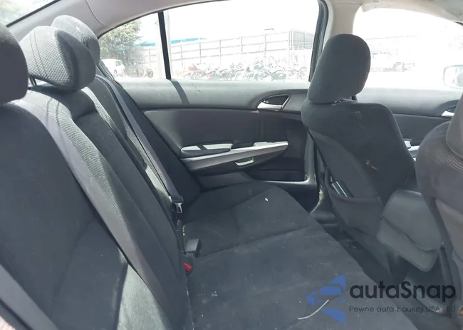 1HGCP26789A115754: 39737992