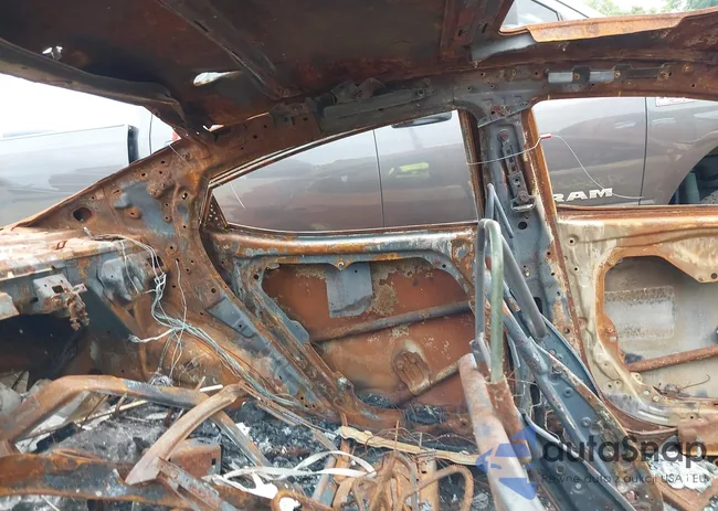 KMHDH4AE2BU104007: 39738010