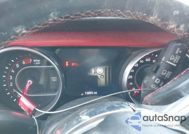 1C4HJXCN4LW196557: 39738096