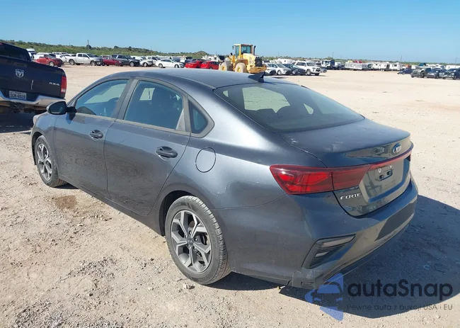 3KPF24AD8LE193684: 39737499