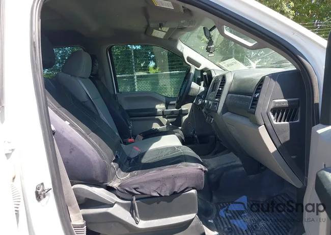 1FT7W2B60JEC59800: 39740363