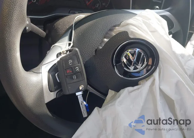 3VWC57BU5KM083543: 39741084