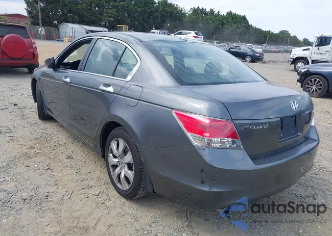 1HGCP3F80AA016445: 39743114