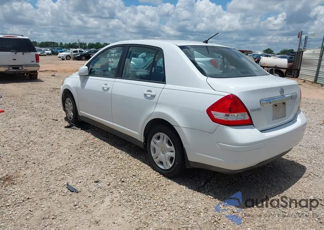 3N1BC1AP0BL468160: 39743808