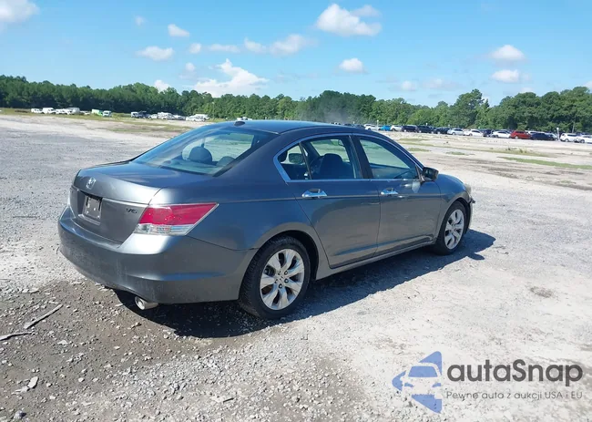 1HGCP368X8A038432: 39745493