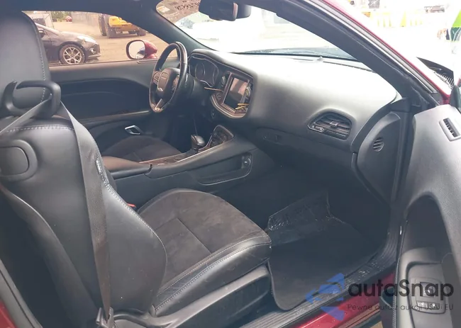 2C3CDZJG0KH587403: 39745578