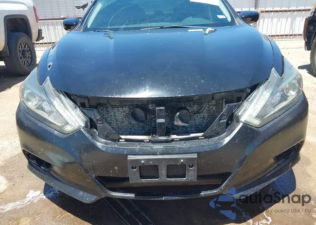 1N4AL3AP1HC292458: 39745677