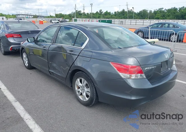 1HGCP2F49AA093757: 39747867