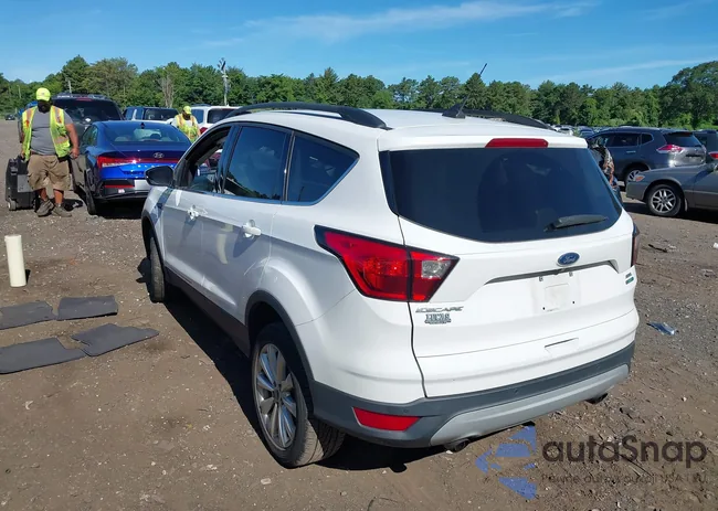 1FMCU9HD1KUA73639: 39753272