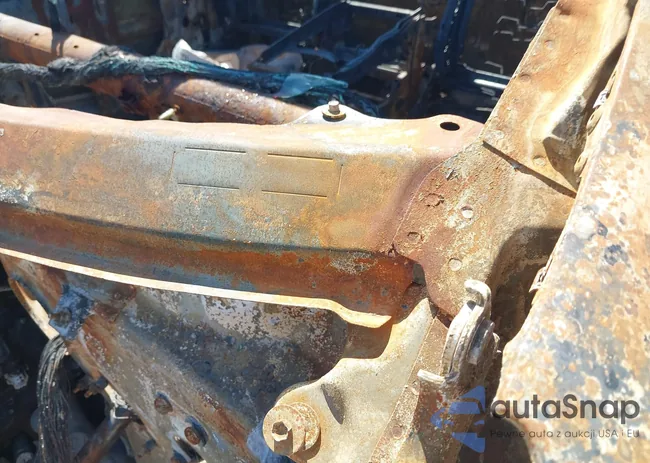 1GCUYEEL4MZ214338: 39752554