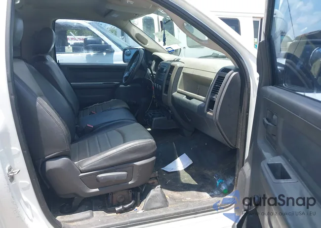 3D6WP2ET4BG623652: 39758962