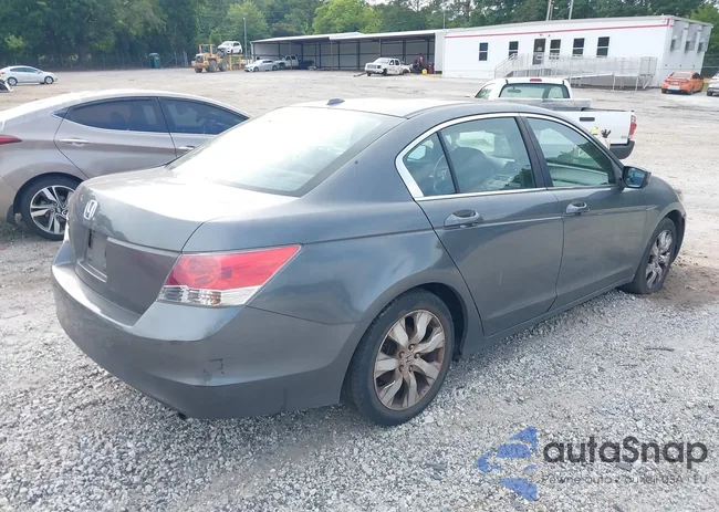 1HGCP26809A109925: 39758705