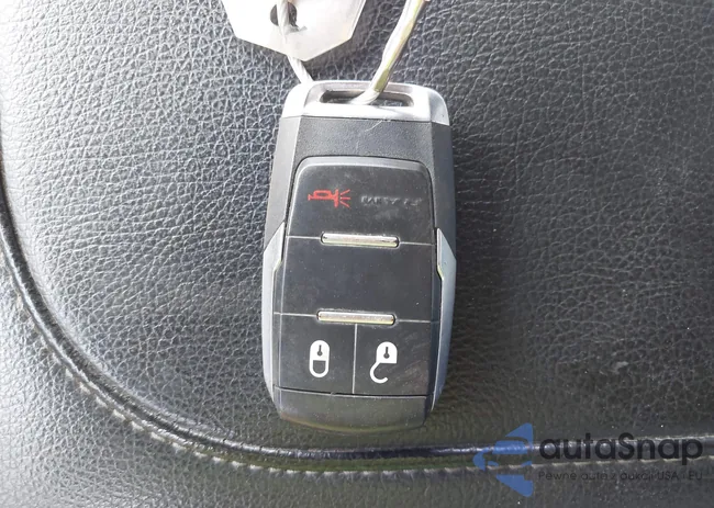 3C6UR5DL2NG436027: 39759985