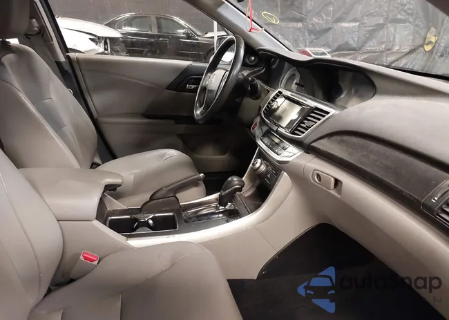 1HGCR2F87FA254157: 39760163