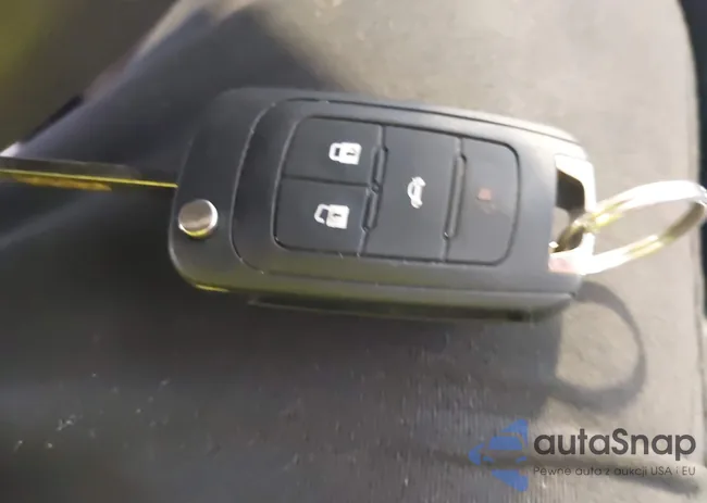 2GNALAEK1E1178076: 39760891