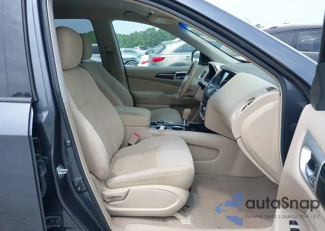 5N1AR2MM1DC619872: 39764407