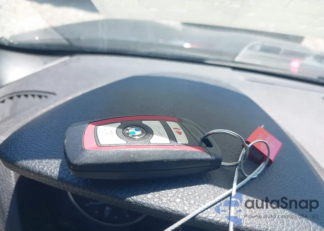 WBA1K9C52GV710845: 39764585