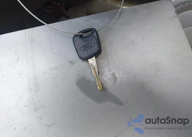 2FAFP74W4XX127400: 39767612