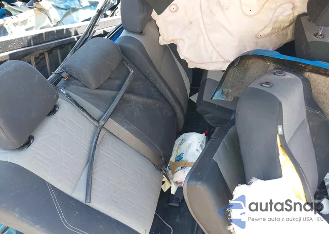 3TMAZ5CN8LM115218: 39767681