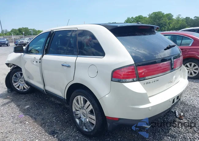 2LMDU88C58BJ36492: 39768943