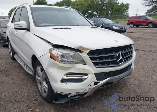 4JGDA2EB2CA026050: 39769263