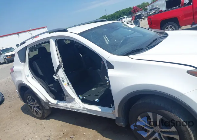 JTMZFREV2HJ145092: 39769751