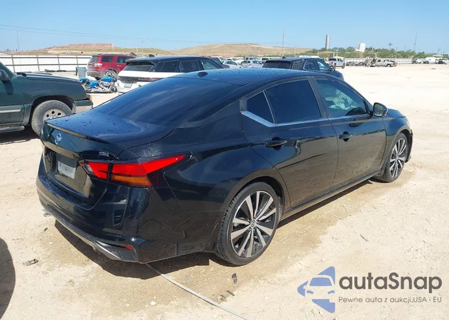 1N4BL4CV0LN311326: 39773119