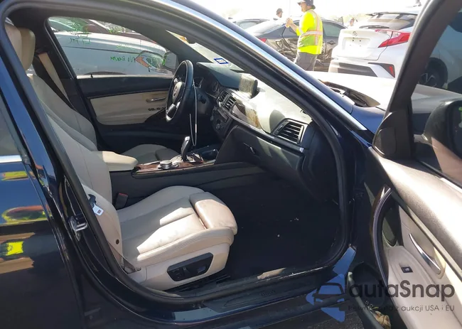 WBA3C3G57FNT52136: 39772375