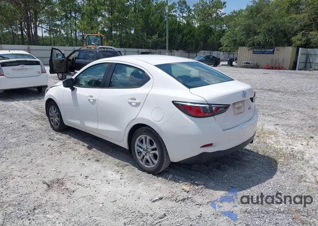 3MYDLBYV6JY332845: 39774210