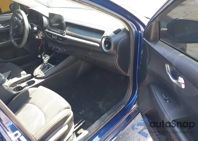 3KPF24AD6ME341798: 39774626