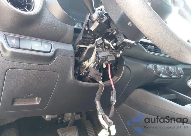 3KPF24AD6ME341798: 39774626