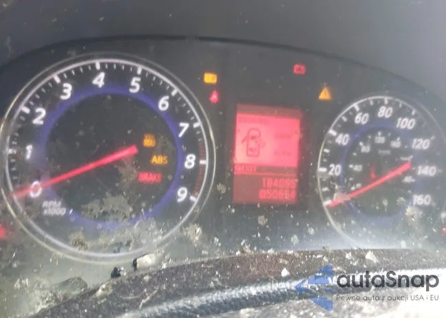 JNKCV61E99M013393: 39776859