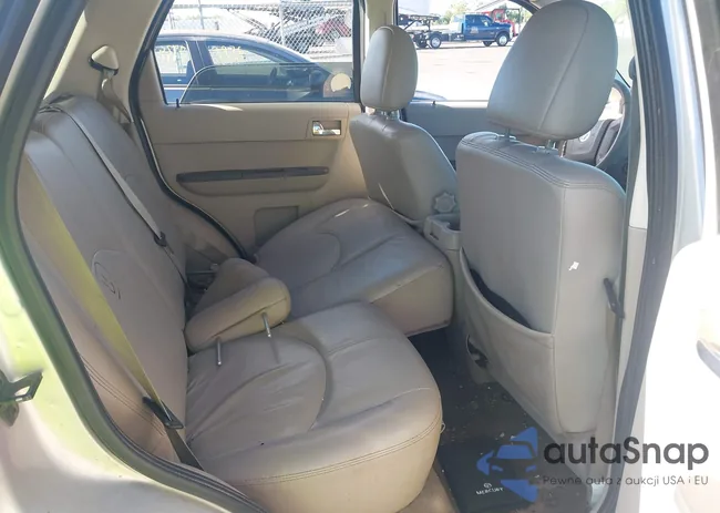 4M2CU39H88KJ19095: 39780081