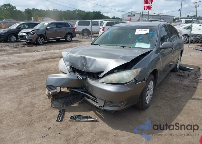 4T1BE32K05U640893: 39784488