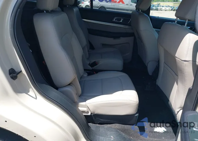 1FM5K8D85JGC06059: 39788830