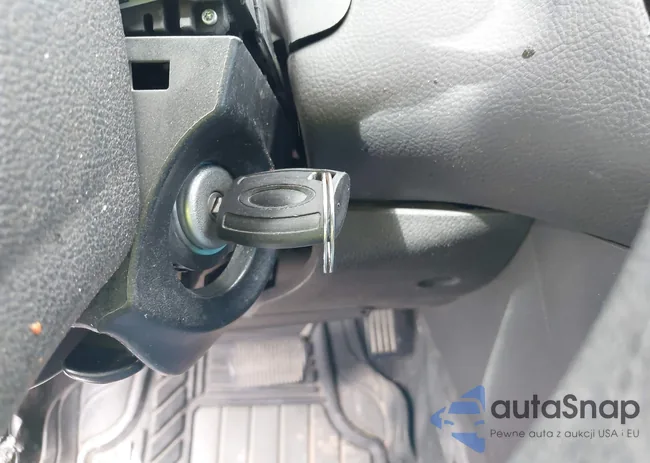 1FADP3E28GL369809: 39790154