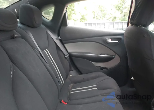 1C3CDFBAXDD143258: 39792095