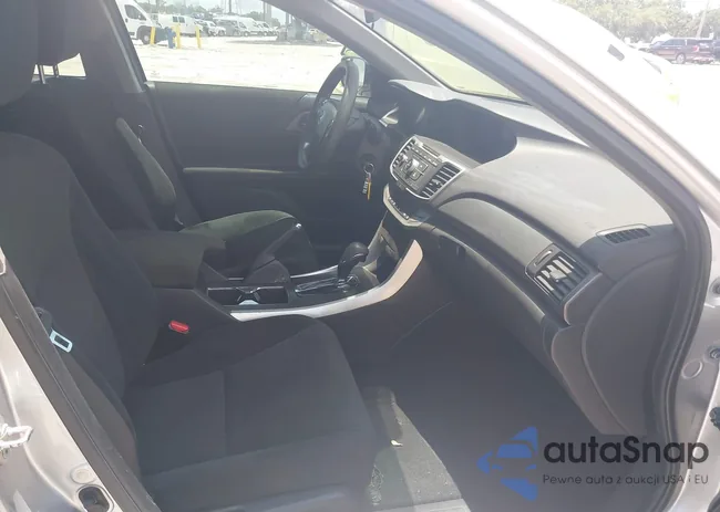 1HGCR2F3XDA102794: 39796262