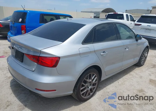 WAUACGFF2F1032870: 39796704